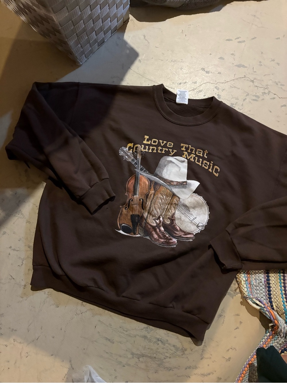 Brown 'Love That Country Music' Graphic Sweatshirt